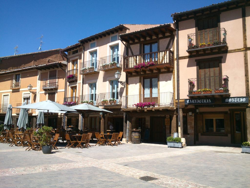 Apartamentos La Alborada Medieval Ayllón Exterior foto